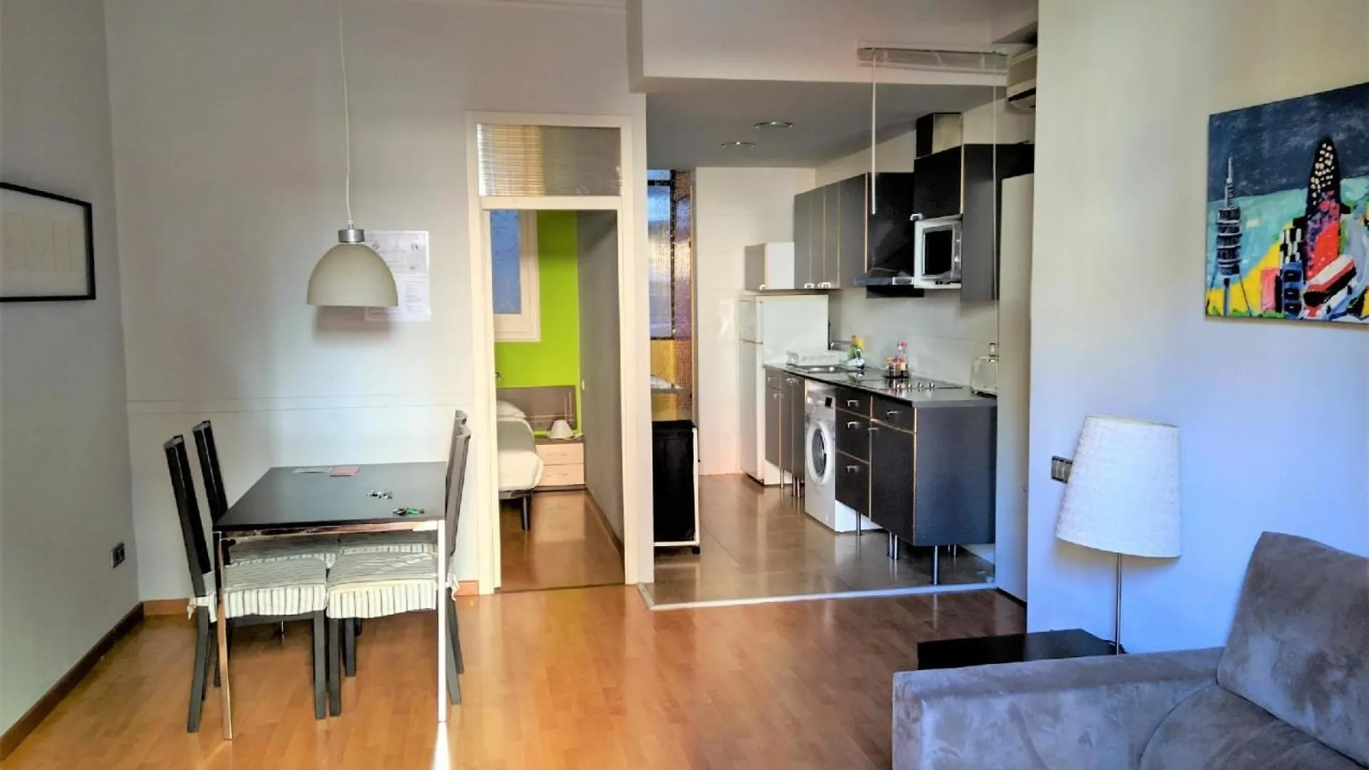 Apartment Ferienwohnung Fuer 3 Personen Ca 50 Qm In Barcelona-Sants-Montjuic, Costa Brava Costa Del Maresme