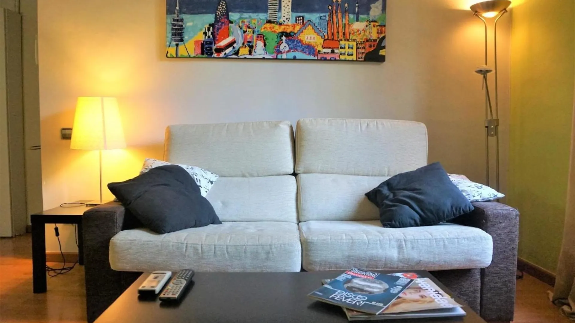 Ferienwohnung Fuer 3 Personen Ca 50 Qm In Barcelona-Sants-Montjuic, Costa Brava Costa Del Maresme 0*, Barcelona